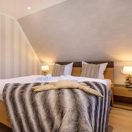 Strandkajuete Semesterbostad Zingst